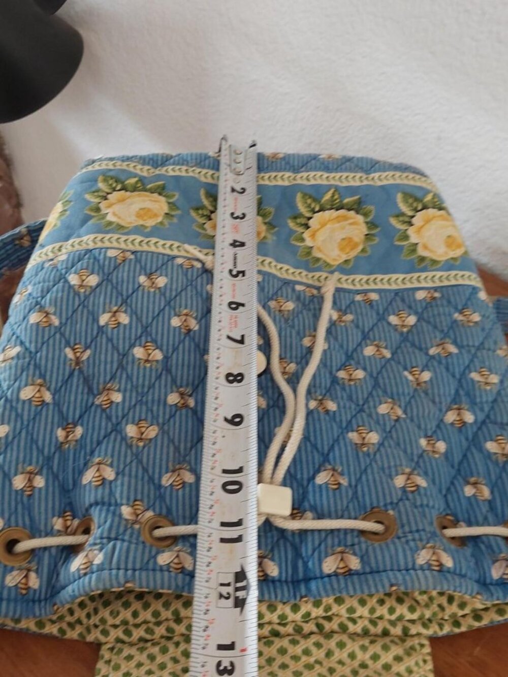 Vintage Vera Bradley Bees Drawstring Backpack Retired Blue Bumblebee Yellow Rose - Picture 3 of 6